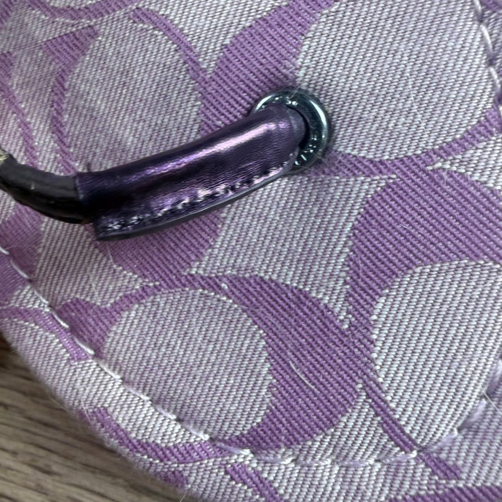 Coach Shirley Purple Signature Jacquard Thong Sandals Metallic Straps Womens 8B - Picture 8 of 13